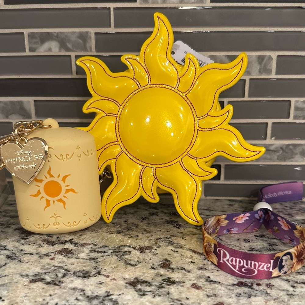 Bath & Body Works: Princess Rapunzel Coin Purse, Hand Sanitizer Clip, & Bracelet
